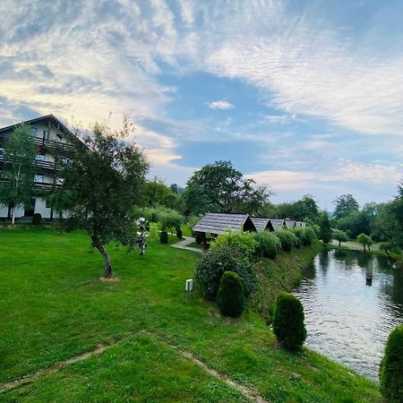 Pastravaria Alina Sirbi Dış mekan fotoğraf