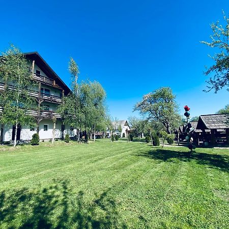 Pastravaria Alina Sirbi Dış mekan fotoğraf
