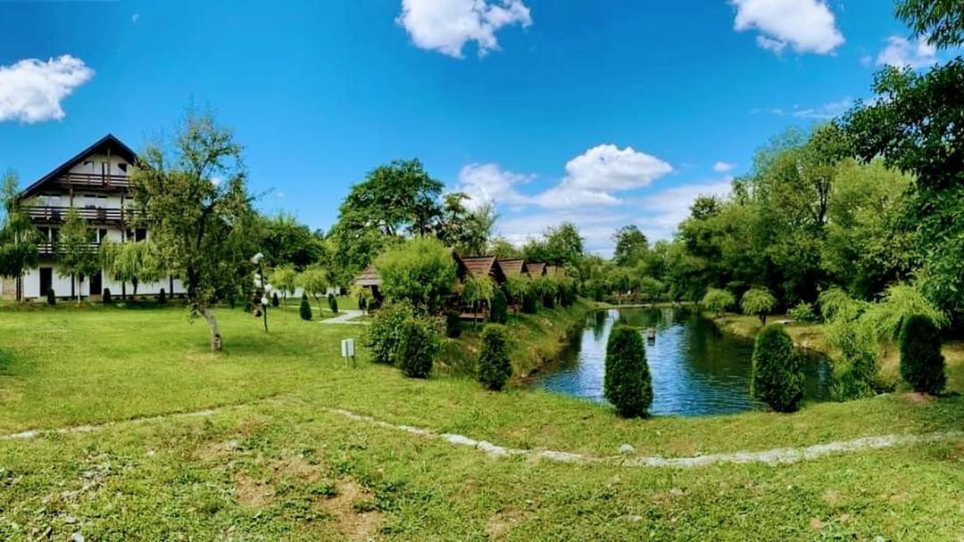 Pastravaria Alina Sirbi Dış mekan fotoğraf