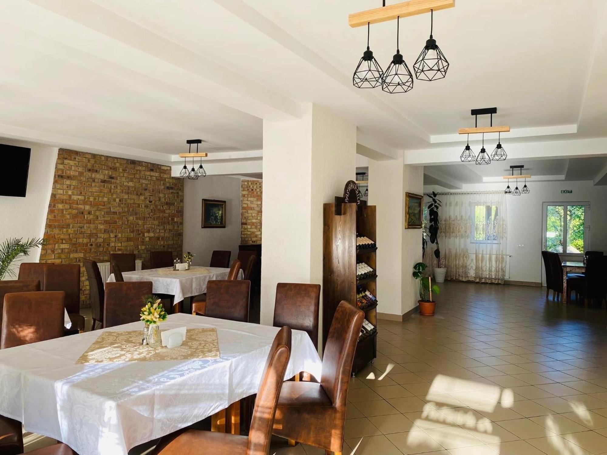 Pastravaria Alina Sirbi Dış mekan fotoğraf